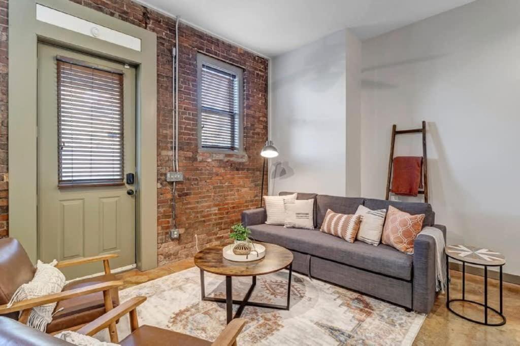 Modern, Insta-Worthy 2B Townhome In Walkable Springfield! Jacksonville Exterior foto